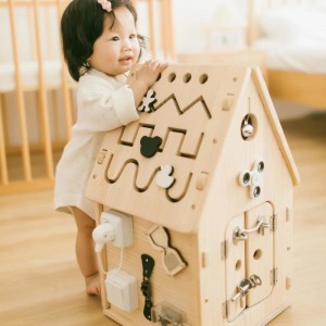 Domek Montessori, drewniana tablica do zabawy dla małych dzieci, zabawki edukacyjne dla dzieci w wieku przedszkolnym, tablica sensoryczna do rozwijania umiejętności życiowych i nauki umiejętności motorycznych, najlepsze prezenty dla chłopców i dziewcząt w wieku powyżej 3 lat