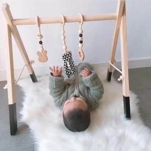 Babyspeelgym Houten babygym met 3 speelgoed Opvouwbaar speelgymframe Activity Gym Hangstang Babyspeelgoed Wit