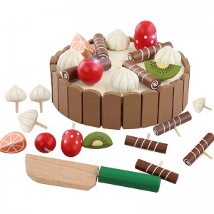 Pastel de fiesta de cumpleaños: comida de juguete de madera con aderezos para mezclar y combinar