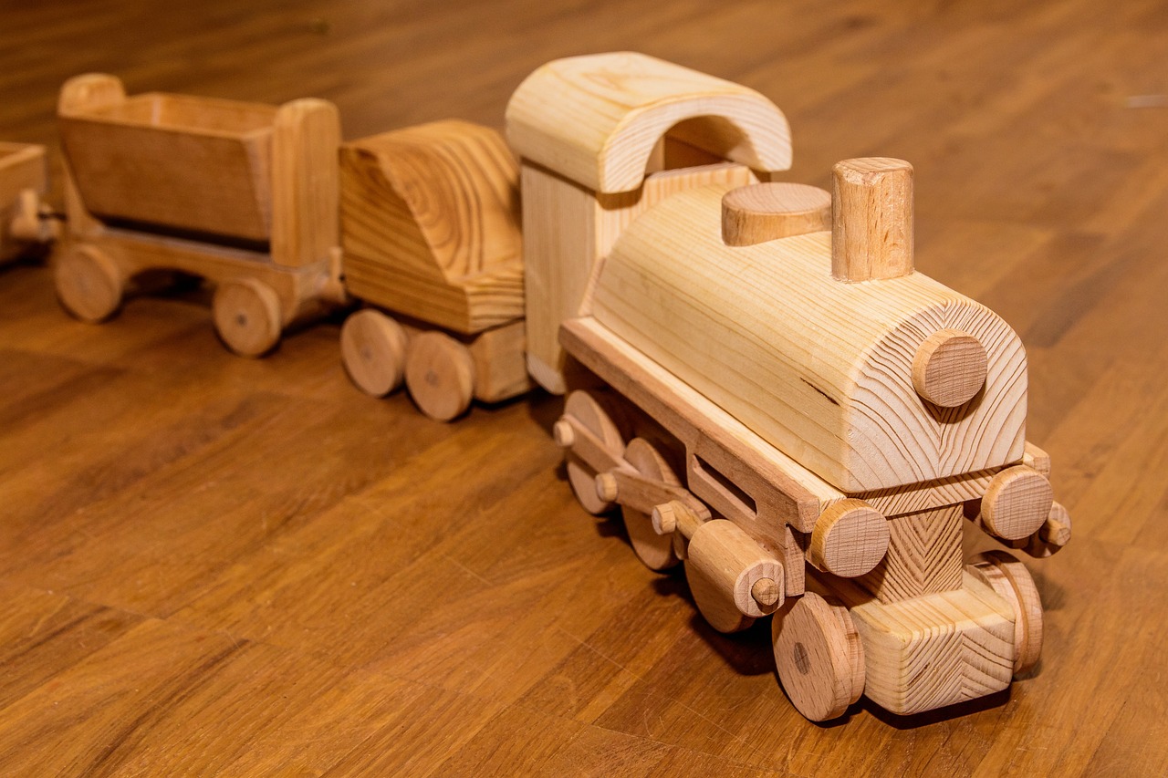 kereta api kayu-3468416_1280